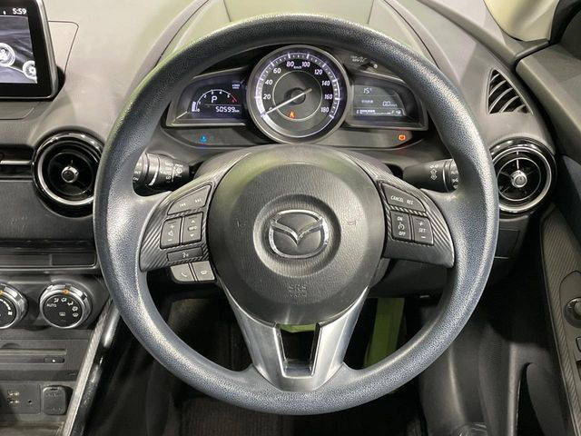 �y�X�e�A�����O�X�C�b�`�z�^�]���A�O������ڐ������炷���ƂȂ��A�I�[�f�B�I���̑��삪�\�ȕ֗��@�\!���S&���K�ȃh���C�u�����o���Ă���܂���