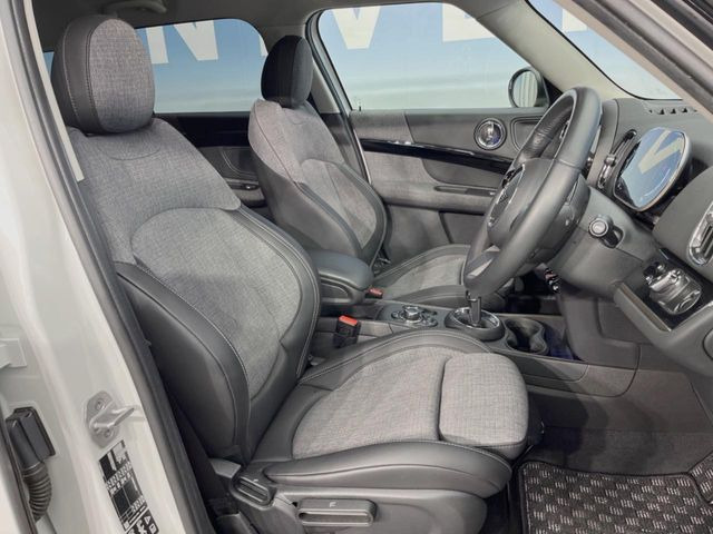 ���V�[�g�̎g�p��:�j��E�ւ�������Ȃ��A�����̒ʂ肫�ꂢ�ȏ�Ԃ��ێ����Ă���܂��B�܂��A�����N���[�j���O�E�R�[�e�B���O�����p�����������܂��B