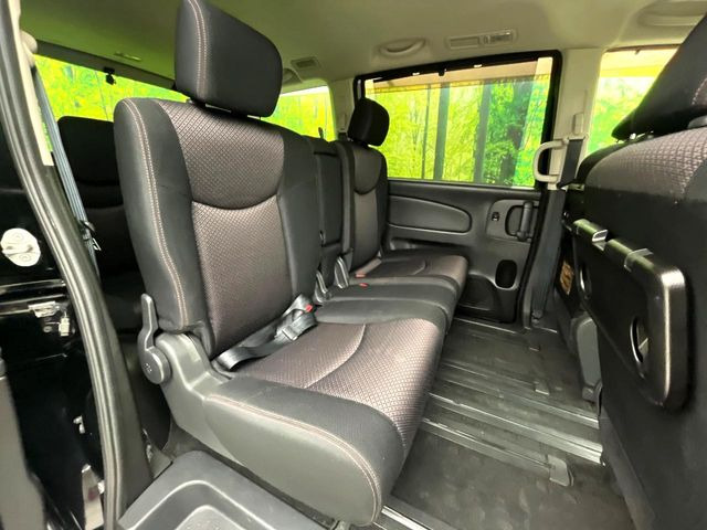 �Z�J���h�V�[�g�͒������������ƂȂ��Ă���A�X���C�h����ΒʘH�X�y�[�X���o��!�O��̈ړ����Ƃ��Ă��ȒP�ł���������A8����Ԏ������K�ȍ���S�n�̃V�[�g�ƂȂ��Ă��܂���