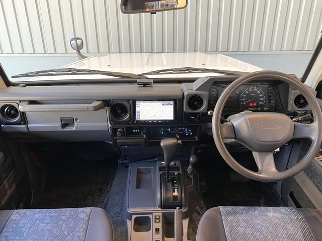 ランドクルーザー704.2 ZX ディーゼル 4WD