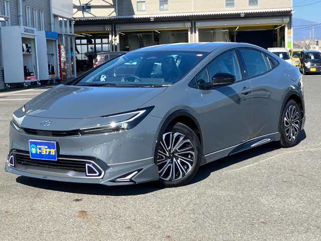 トヨナガ伊勢崎店です。装備充実でお求め安い価格!車の仕入れ会場にある何千台の中から厳選して仕入れた上質車です!車の品質、自社整備点検、自社保証と自信をもってお届けできる1台です!