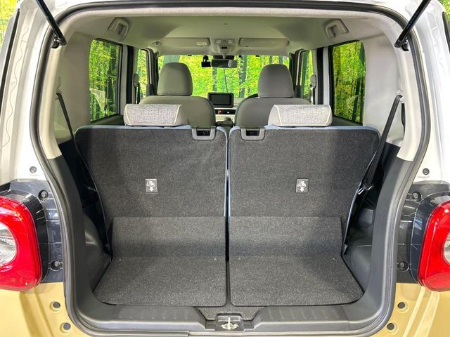 ���i�̂���������ʋ΁A���}���ɏ\���ȉ׎��X�y�[�X���m�ۂ��Ă���܂��B�Z�J���h�V�[�g��|���ƁA�傫�ȉו��̐ύڂ��\�ł���