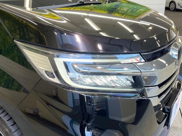 �yLED�w�b�h���C�g�z���V����ԑ��s�����ǍD�Ȏ��E���m�ۂ����S���ĉ^�]�ł��鍂�P�xLED�w�b�h���C�g�𑕔�!�_�����x�������A����d�͂��}�����Ă��܂��B