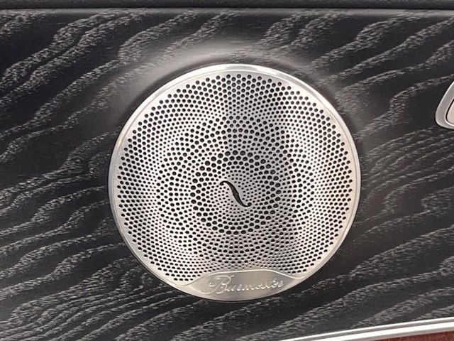 ��Burmester�T���E���h�V�X�e��:�n�C�G���h�I�[�f�B�I��僁�[�J�[����|����Ԑ�p�̃v���~�A���X�s�[�J�[�𑕔��B�����̃X�s�[�J�[����A���̗������܂ŕ����鍂�i���ȉ��y�����y���݂��������܂��B