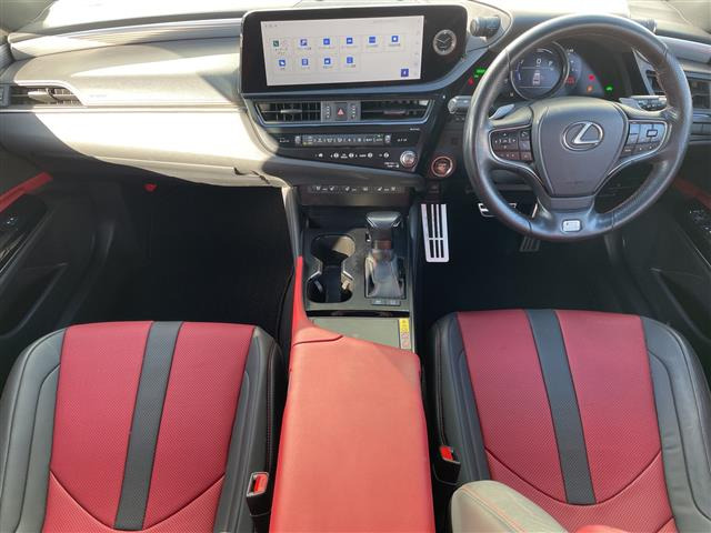 ES300h Fスポーツ