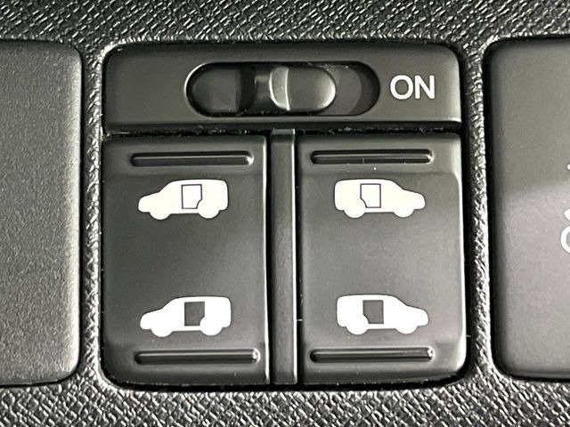 �y�����p���[�X���C�h�h�A�z�X�}�[�g�L�[��^�]�Ȃ̃X�C�b�`�Ō�ȗ����X���C�h�h�A�̊J���\���d��������͂����ăh�A���J����K�v�������A�����Ȃ��q�l�ł��ȒP�ɊJ���߂ł����K�ł���