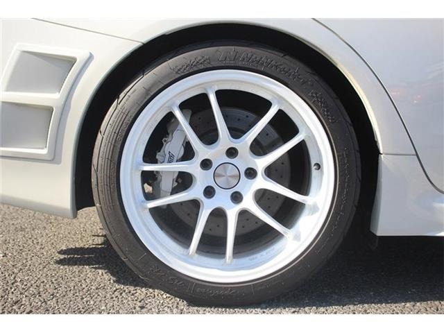 ���Ǝҗl�ւ̔̔��͂��f�肳���Ă��������܂��B �Ԍ������ԗ��̏ꍇ�́A�Ԍ����擾�������x�������z�ŕ\�����Ă���܂��B