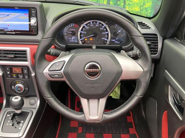 �y�����v�����X�e�A�����O�z�㎿�Ȋv���g�p���邱�ƂŁA��ɂ����������݂ƂĂ��^�]���₷���n���h���ł���