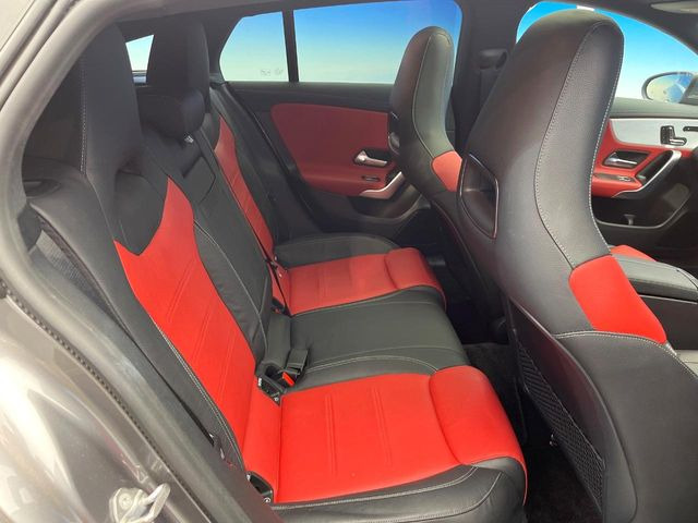 ���㕔���Ȃ��C�ɂȂ�悤�ȃL�Y�E�����ւ��蓙�A�傫�ȃ_���[�W�͂Ȃ��A�ǍD�ȏ�Ԃł��B