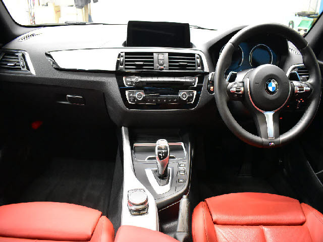 2シリーズクーペM240i