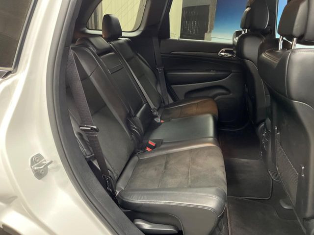 ���㕔���Ȃ��C�ɂȂ�悤�ȃL�Y�E�����ւ��蓙�A�傫�ȃ_���[�W�͂Ȃ��A�ǍD�ȏ�Ԃł��B