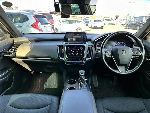 クラウンハイブリッド 2.5 RS