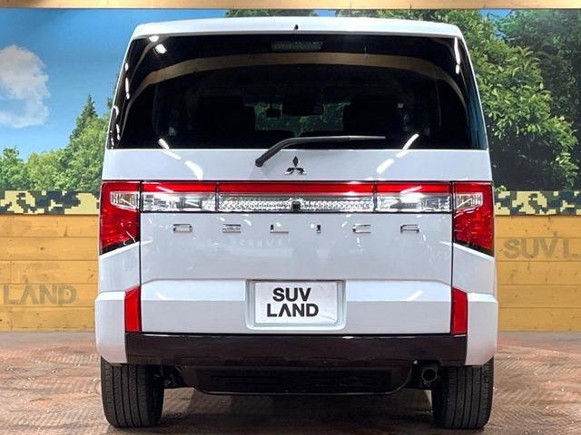 安心の最長10年・走行無制限保証(有償)をご用意。保証内容も充実はもちろん、無料点検&オイル交換や、年中無休の全国・24時間ロードサービスも付帯されておりますのでご安心下さい。