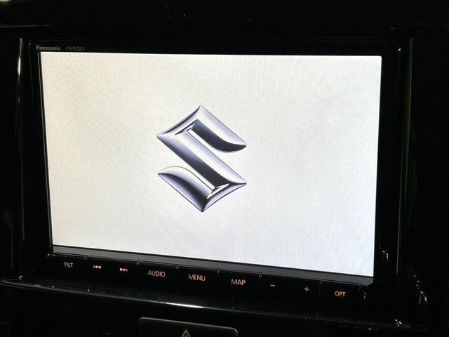 �y����8�^�i�r�z�l�C�̏����i�r�𑕔��B�I�[�f�B�I�@�\���[�����Ă���ABluetooth�ڑ�����΂������̃X�}�z��MP3�v���C���[�̉��y���Đ��\!�����̉^�]������Ɋy�����Ȃ�܂�!!