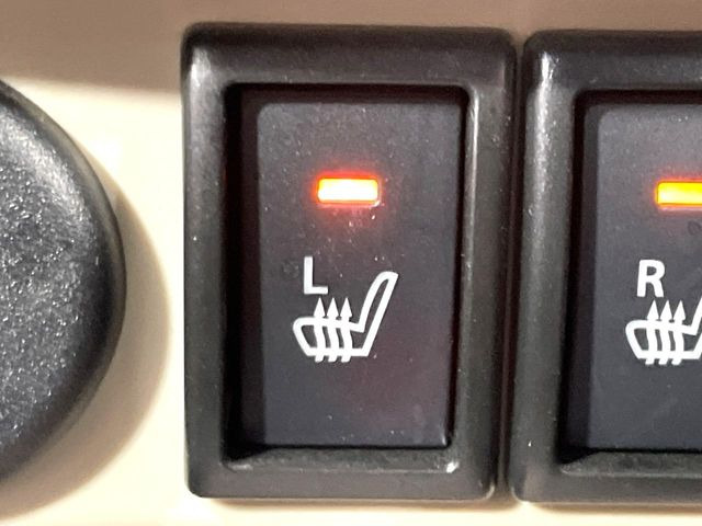 �y�V�[�g�q�[�^�[�z�������ɏd�󂷂�V�[�g�q�[�^�[!�G�A�R����葁�����܂��Ă����̂Ŋ�����̐l�����S�ł��ˁ�G�A�R���̉����͊������邩����A�Ƃ������ɂ����������߂ł��B