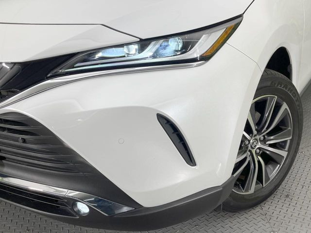 �yLED�w�b�h���C�g�z���V����ԑ��s�����ǍD�Ȏ��E���m�ۂ����S���ĉ^�]�ł��鍂�P�xLED�w�b�h���C�g�𑕔�!�_�����x�������A����d�͂��}�����Ă��܂��B