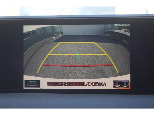 大好評のボディコーティング「ハイモースコート」もご納車までに施工可能。雨染みや線傷など中古車だからと諦めていませんか?ピカピカの状態でお乗り出しいただけます。