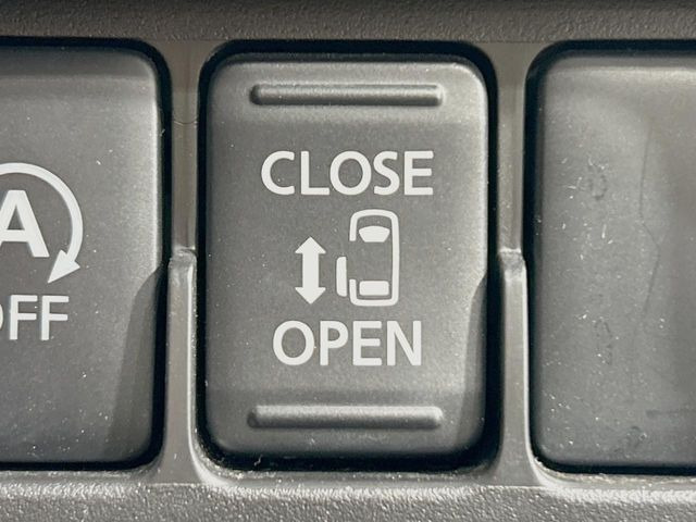 �y�p���[�X���C�h�h�A�z�X�}�[�g�L�[��^�]�Ȃ̃X�C�b�`�ŃX���C�h�h�A�̊J���\���d��������͂����ăh�A���J����K�v�������A���������q�l�ł��A�d���ו��������Ă��鎞�����N�ɊJ���߂ł��܂���