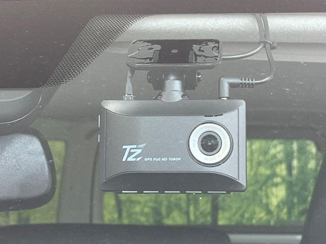 �y�h���C�u���R�[�_�[�z�h���C�u���R�[�_�[����!���s���͂������A������^�]�⎖�̂ɑ��������ہA�f���ŋL�^���A����̃��X�N�ɔ����܂��B���L�^�pSD�J�[�h�͂��q�l�����g�ł��������������K�v������܂��B