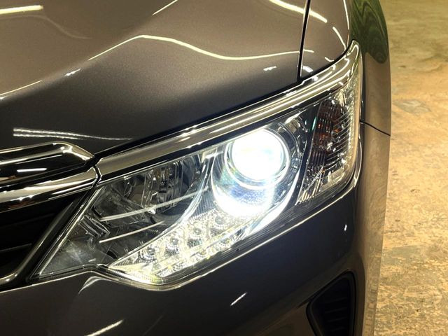 �yLED�w�b�h���C�g�z���V����ԑ��s�����ǍD�Ȏ��E���m�ۂ����S���ĉ^�]�ł��鍂�P�xLED�w�b�h���C�g�𑕔�!�_�����x�������A����d�͂��}�����Ă��܂��B