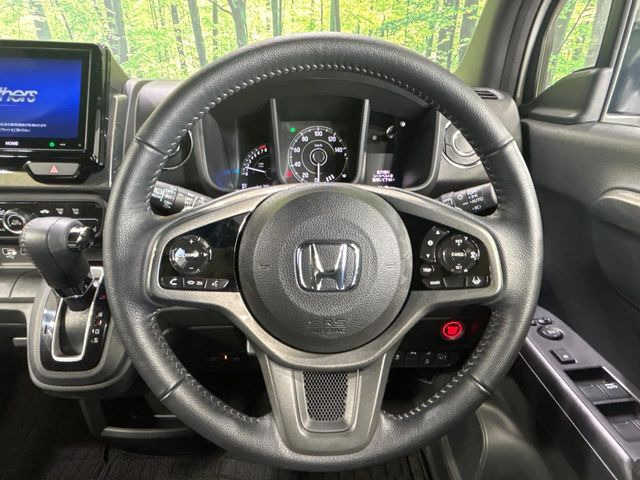 �y�����v�����X�e�A�����O�z�㎿�Ȋv���g�p���邱�ƂŁA��ɂ����������݂ƂĂ��^�]���₷���n���h���ł���