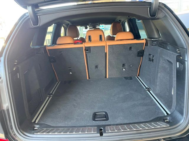 ���g�����N���[��:����L������e�X�y�[�X!���ꂾ���̍L��������΂��������⃌�W���[�Ȃǂɂ��œK�ł�!�g�p�������Ȃ����ꂢ�ȏ�Ԃ��ێ����Ă���܂��B