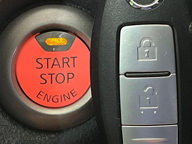 �y�C���e���W�F���g�L�[�z�J�o����|�P�b�g�ɓ��ꂽ�܂܂ł��h�A�̎{���E�������\�ȃX�}�[�g�L�[�𑕔��B�G���W���̃I���E�I�t�����J�M�����o���K�v����������Ƃ��Ă��֗��ł���