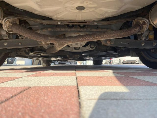 ����肪���ꂢ�Ȃ����ɁA�h�K���H�̎{�H���I�X�X���B�~��n��͂������A���ݕ��ɂ��Z���̕���A��Ń}�����E�E�B���^�[�X�|�[�c���������ɑ�ύD�]���������Ă���܂��B