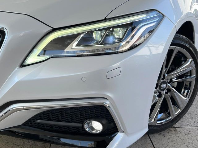 �y�O��LED�w�b�h���C�g�z�X�^�C���b�V���Ȍ����ڂ̎O��LED�w�b�h���C�g�𑕔���X�^�C�������łȂ��A��Ԃ̑��s�����E�ǍD�ň��S���Ă���肢�������܂��B