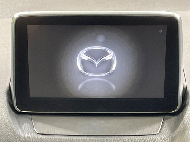 �y���[�J�[�����i�r�z�C���e���A�ɗn�����ރX�^�C���b�V���ȁu��p�݌v�v���[�J�[�i�r�𑕔��􎋔F���⑀�쐫�ȂǊ�{���\�ɂ��D��A���㎿�ȃJ�[���C�t�����y���݂��������܂��B