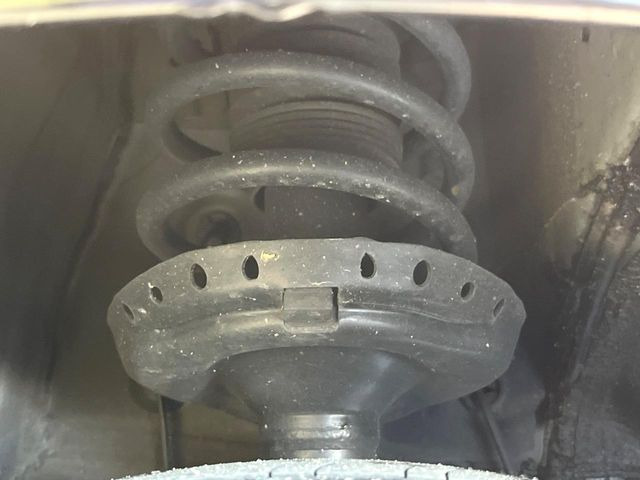 ����肪���ꂢ�Ȃ����ɁA�h�K���H�̎{�H���I�X�X���B�~��n��͂������A���ݕ��ɂ��Z���̕���A��Ń}�����E�E�B���^�[�X�|�[�c���������ɂ��D�]���������Ă���܂��B