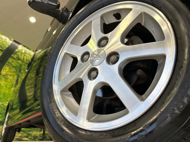 �y����14�C���`�A���~�z�C�[���z�O�ςɃ}�b�`���������A���~�z�C�[���𑕒����Ă���܂��B�e��ЊO�A���~�z�C�[����A�X�^�b�h���X�^�C�����戵�����Ă���܂��B���񂲑��k����������