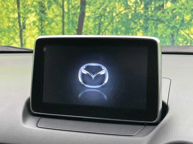 �y�����i�r�z�l�C�̏����i�r�𑕔����Ă���܂��B�i�r�̎g���₷���͂������A�I�[�f�B�I�@�\���[��!�L�����v�◷�s�͂������A�ʋ΂┃�����ȂǕ��i�̃h���C�u���y�����Ȃ�͂���