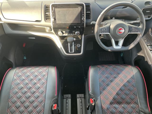 セレナ2.0 ハイウェイスター Vセレクション