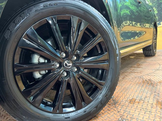 �y�����A���~�z�C�[���z�O�ςɃ}�b�`���������A���~�z�C�[���𑕒����Ă���܂��B�e��ЊO�A���~�z�C�[����A�X�^�b�h���X�^�C�����戵�����Ă���܂��B���񂲑��k����������