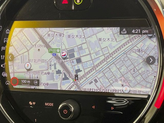 �������i�r:��̊��̂���i�r�́A����������ԓ������o���Ă���܂��B�I�[�f�B�I�@�\���[�����Ă���܂��̂ŁA�^�]�����y���߂܂���