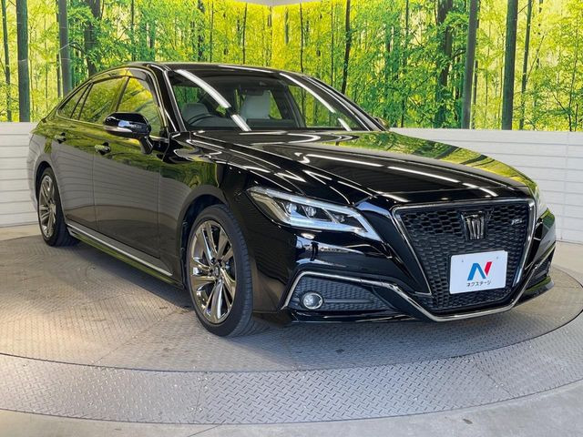 高透明度のガラス皮膜で撥水はもちろん、上質なツヤ・光沢を実現。紫外線や酸性雨から大切な愛車を保護し、色あせ・劣化を防止。「弾スプラッシュコート」、「弾プリミッサコート」からお選びいただけます。