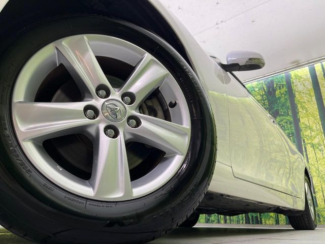 �y����16�C���`�A���~�z�C�[���z�O�ςɃ}�b�`���������A���~�z�C�[���𑕒����Ă���܂��B�e��ЊO�A���~�z�C�[����A�X�^�b�h���X�^�C�����戵�����Ă���܂��B���񂲑��k����������