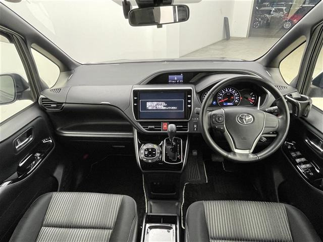 ヴォクシー2.0 ZS 煌