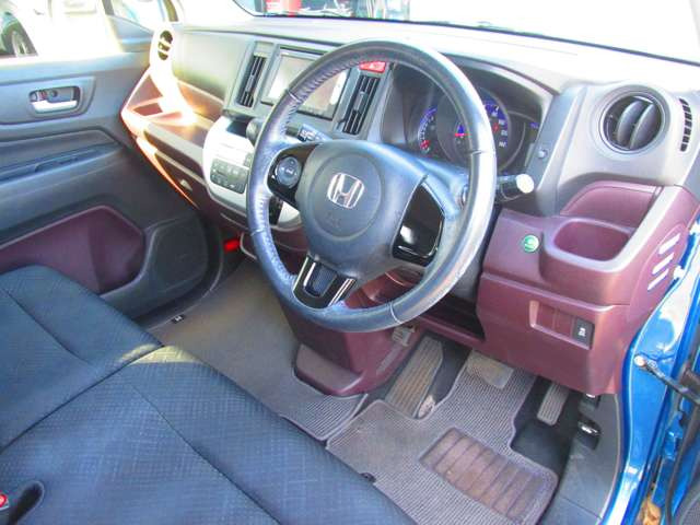 �{�������������肪�Ƃ��������܂��B������̎ԗ��f�ڒ��݌ɂ���!!�����X�̍ۂ͂��A�����肢�v���܂��B