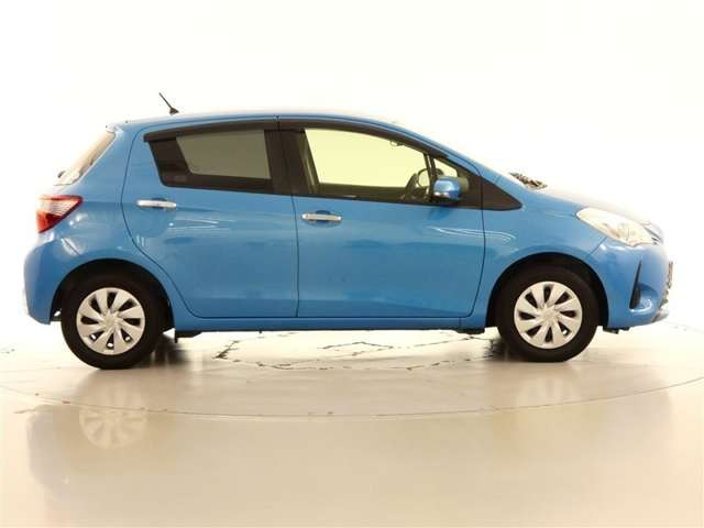 ヴィッツ1.0 F セーフティ エディション