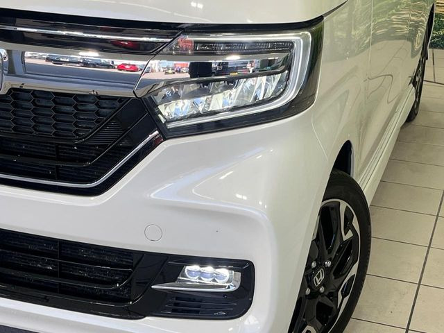 �yLED�w�b�h���C�g�z���V����ԑ��s�����ǍD�Ȏ��E���m�ۂ����S���ĉ^�]�ł��鍂�P�xLED�w�b�h���C�g�𑕔�!�_�����x�������A����d�͂��}�����Ă��܂��B