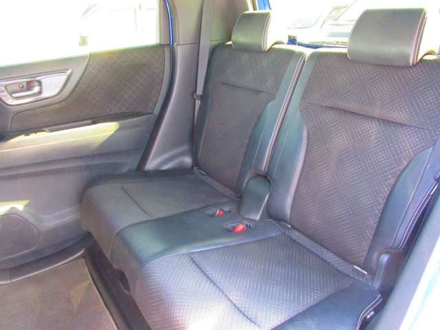 �{�������������肪�Ƃ��������܂��B������̎ԗ��f�ڒ��݌ɂ���!!�����X�̍ۂ͂��A�����肢�v���܂��B