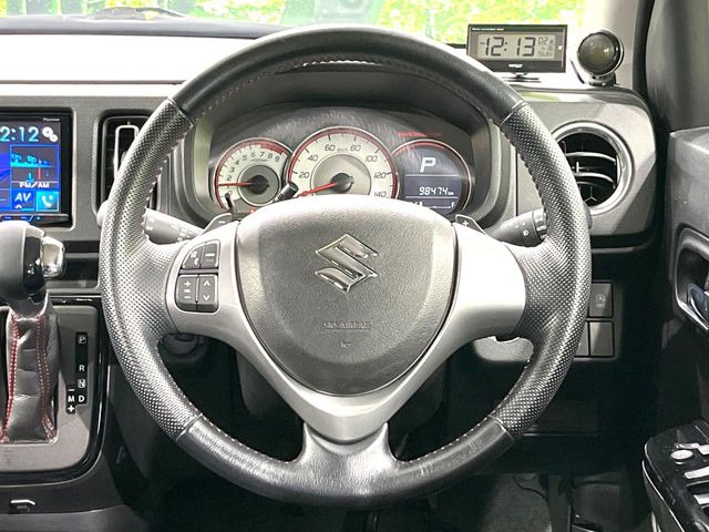 �y�����v�����X�e�A�����O�z�㎿�Ȋv���g�p���邱�ƂŁA��ɂ����������݂ƂĂ��^�]���₷���n���h���ł���