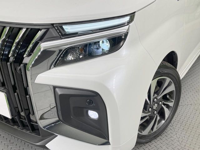 �yLED�w�b�h���C�g�z���V����ԑ��s�����ǍD�Ȏ��E���m�ۂ����S���ĉ^�]�ł��鍂�P�xLED�w�b�h���C�g�𑕔�!�_�����x�������A����d�͂��}�����Ă��܂��B