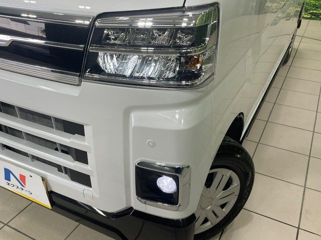 �yLED�w�b�h���C�g�z���V����ԑ��s�����ǍD�Ȏ��E���m�ۂ����S���ĉ^�]�ł��鍂�P�xLED�w�b�h���C�g�𑕔�!�_�����x�������A����d�͂��}�����Ă��܂��B