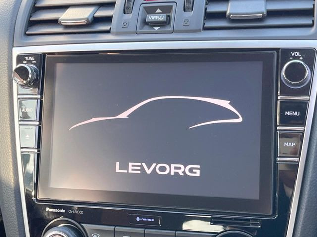 �y���[�J�[�����i�r�z�C���e���A�ɗn�����ރX�^�C���b�V���ȁu��p�݌v�v���[�J�[�i�r�𑕔��􎋔F���⑀�쐫�ȂǊ�{���\�ɂ��D��A���㎿�ȃJ�[���C�t�����y���݂��������܂��B