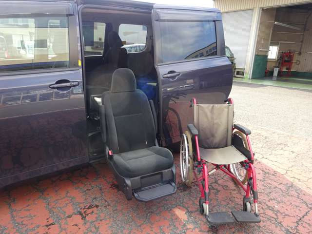 ノア2.0 X Lセレクション サイドリフトアップシート