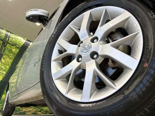 �y����15�C���`�A���~�z�C�[���z�O�ςɃ}�b�`���������A���~�z�C�[���𑕒����Ă���܂��B�e��ЊO�A���~�z�C�[����A�X�^�b�h���X�^�C�����戵�����Ă���܂��B���񂲑��k����������