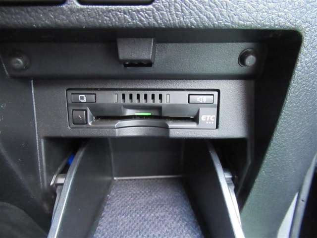 アルファードハイブリッド 2.5 SR E-Four 4WD